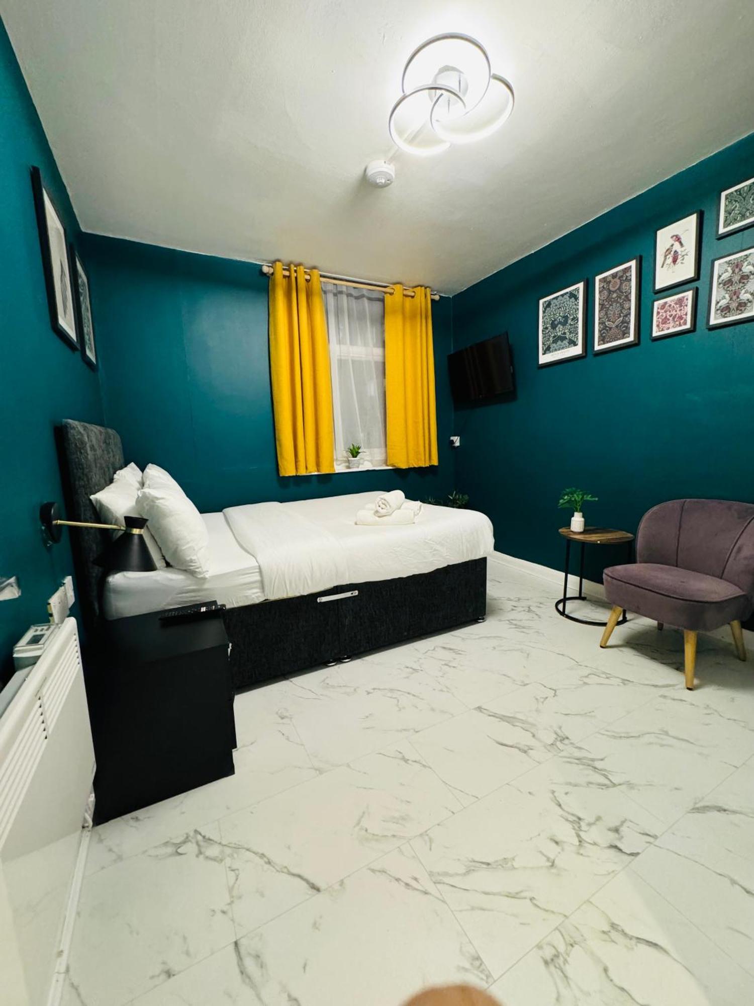 Private Studio Flat In City 1190 Londen Buitenkant foto